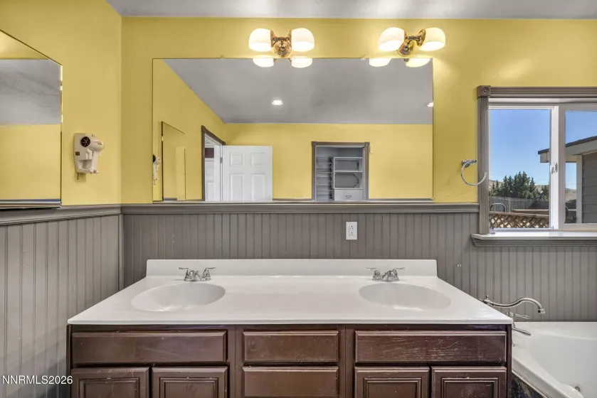 27 McClellan Peak, Carson City, Nevada 89706, 3 Bedrooms Bedrooms, ,3 BathroomsBathrooms,Residential,Residential,McClellan Peak,0,260008656