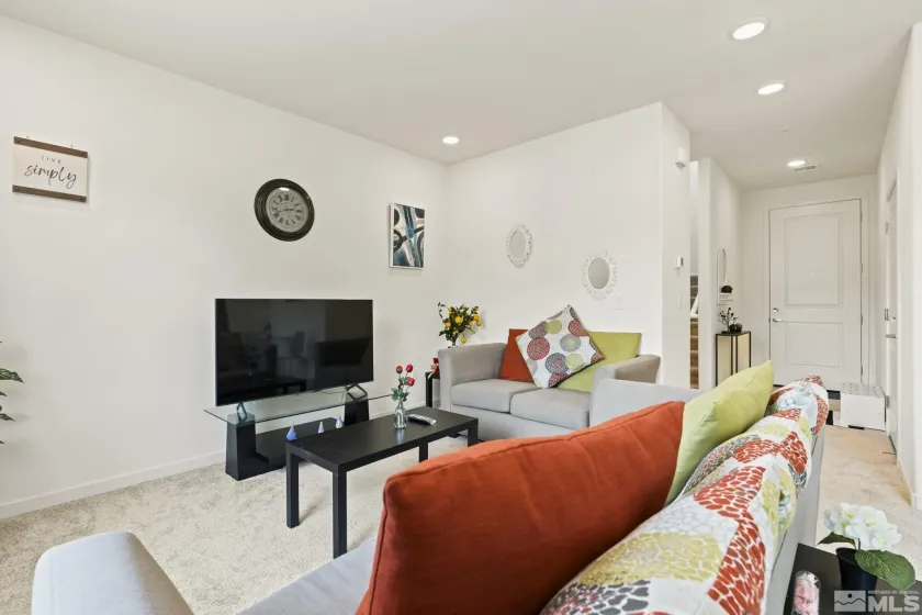 4920 Little Rock, Sun Valley, Nevada 89433, 3 Bedrooms Bedrooms, ,3 BathroomsBathrooms,Residential Lease,Manufactured,Little Rock,0,260008657