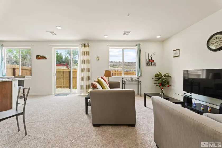 4920 Little Rock, Sun Valley, Nevada 89433, 3 Bedrooms Bedrooms, ,3 BathroomsBathrooms,Residential Lease,Manufactured,Little Rock,0,260008657