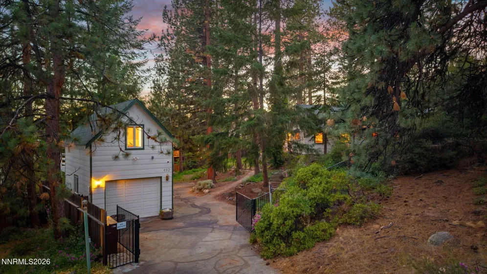 652 Freel, Zephyr Cove, Nevada 89448, 5 Bedrooms Bedrooms, ,4 BathroomsBathrooms,Residential,Residential,Freel,0,260008661