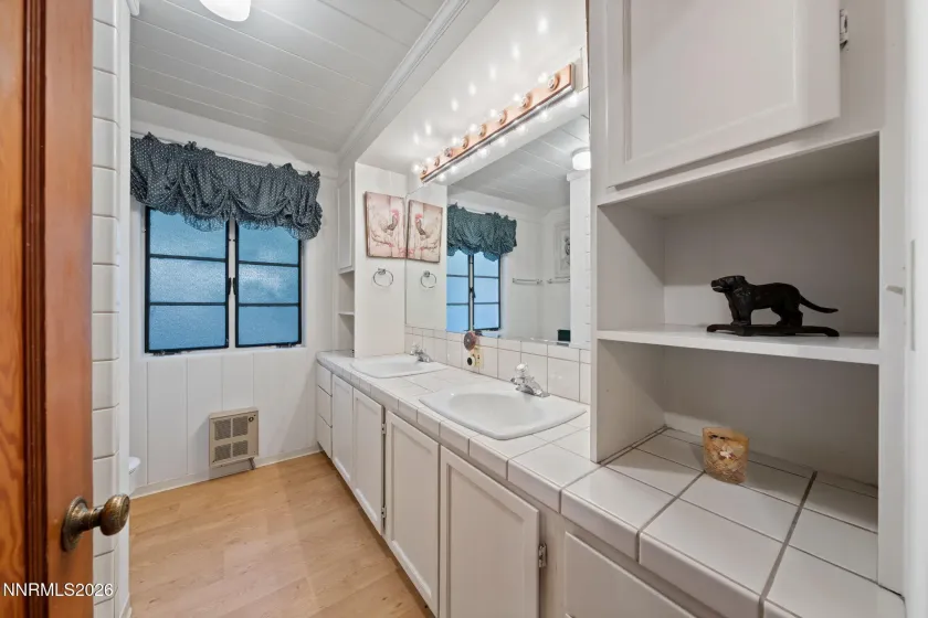 652 Freel, Zephyr Cove, Nevada 89448, 5 Bedrooms Bedrooms, ,4 BathroomsBathrooms,Residential,Residential,Freel,0,260008661