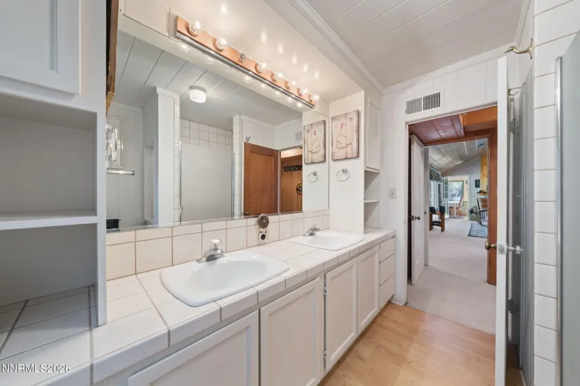 652 Freel, Zephyr Cove, Nevada 89448, 5 Bedrooms Bedrooms, ,4 BathroomsBathrooms,Residential,Residential,Freel,0,260008661