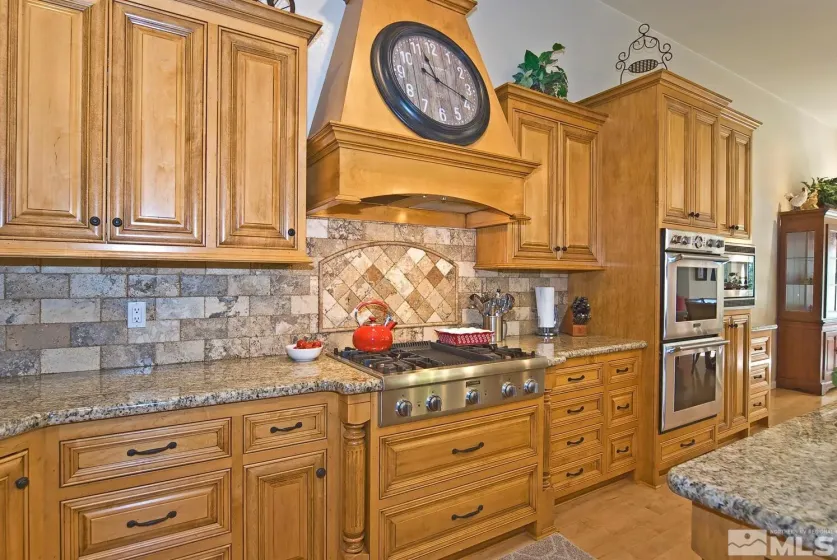 400 California, Markleeville, California 96120, 3 Bedrooms Bedrooms, ,4 BathroomsBathrooms,Residential,Residential,California,0,260008662