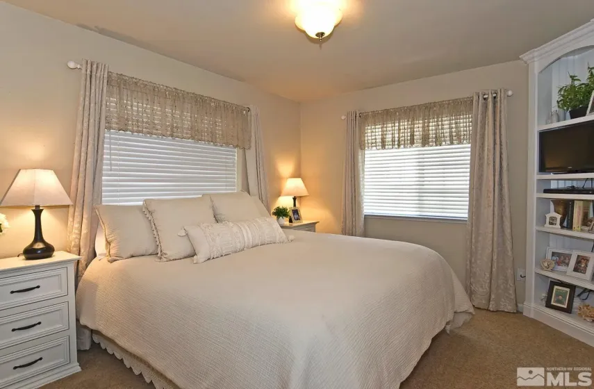 400 California, Markleeville, California 96120, 3 Bedrooms Bedrooms, ,4 BathroomsBathrooms,Residential,Residential,California,0,260008662