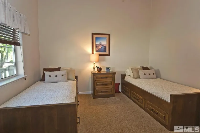 400 California, Markleeville, California 96120, 3 Bedrooms Bedrooms, ,4 BathroomsBathrooms,Residential,Residential,California,0,260008662