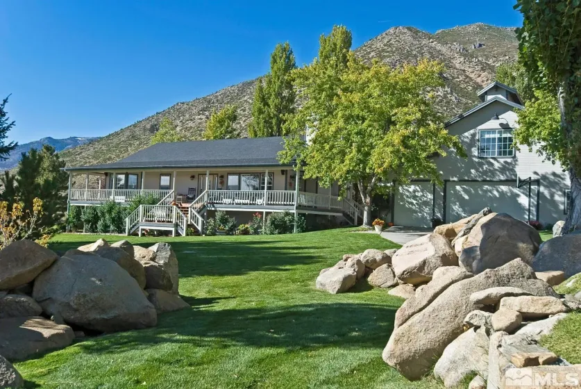 400 California, Markleeville, California 96120, 3 Bedrooms Bedrooms, ,4 BathroomsBathrooms,Residential,Residential,California,0,260008662