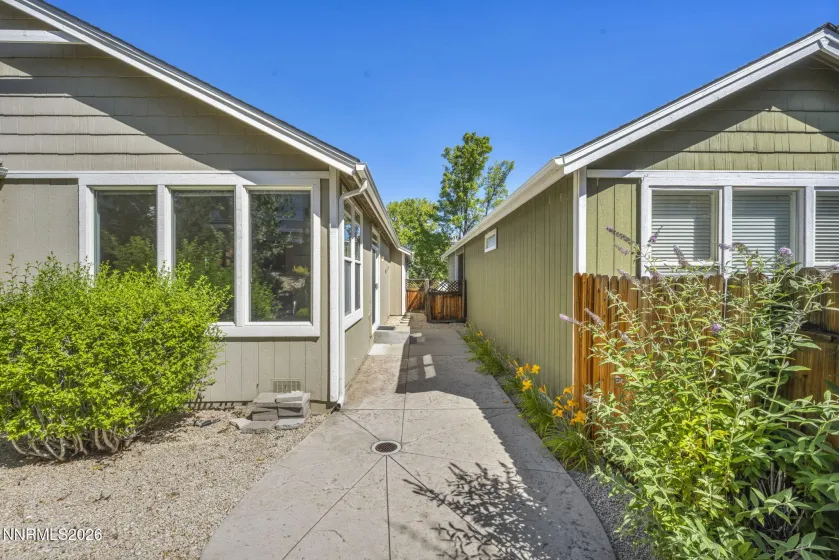 4750 Bradford, Reno, Nevada 89519, 2 Bedrooms Bedrooms, ,2 BathroomsBathrooms,Residential,Residential,Bradford,0,260008667