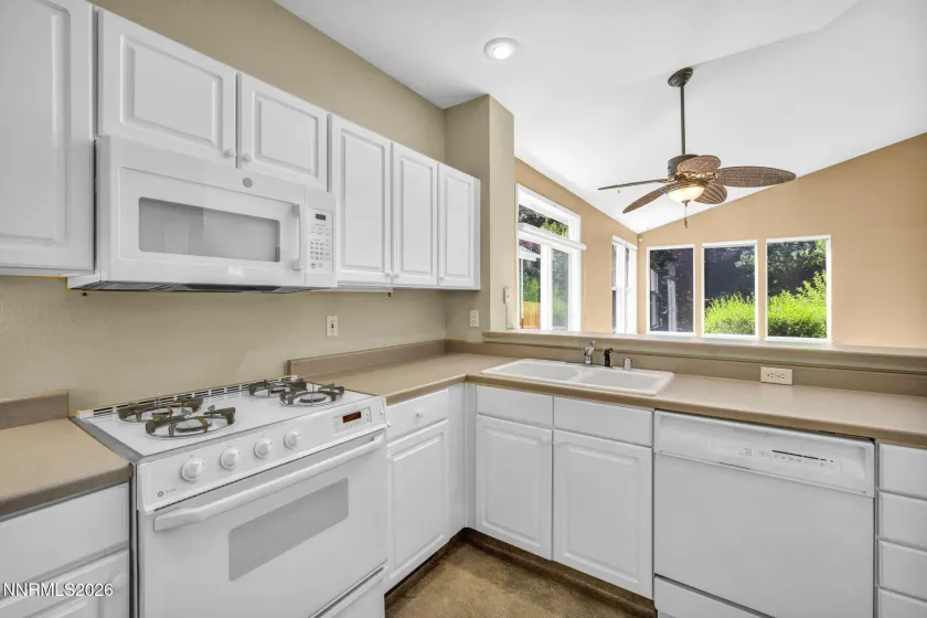4750 Bradford, Reno, Nevada 89519, 2 Bedrooms Bedrooms, ,2 BathroomsBathrooms,Residential,Residential,Bradford,0,260008667
