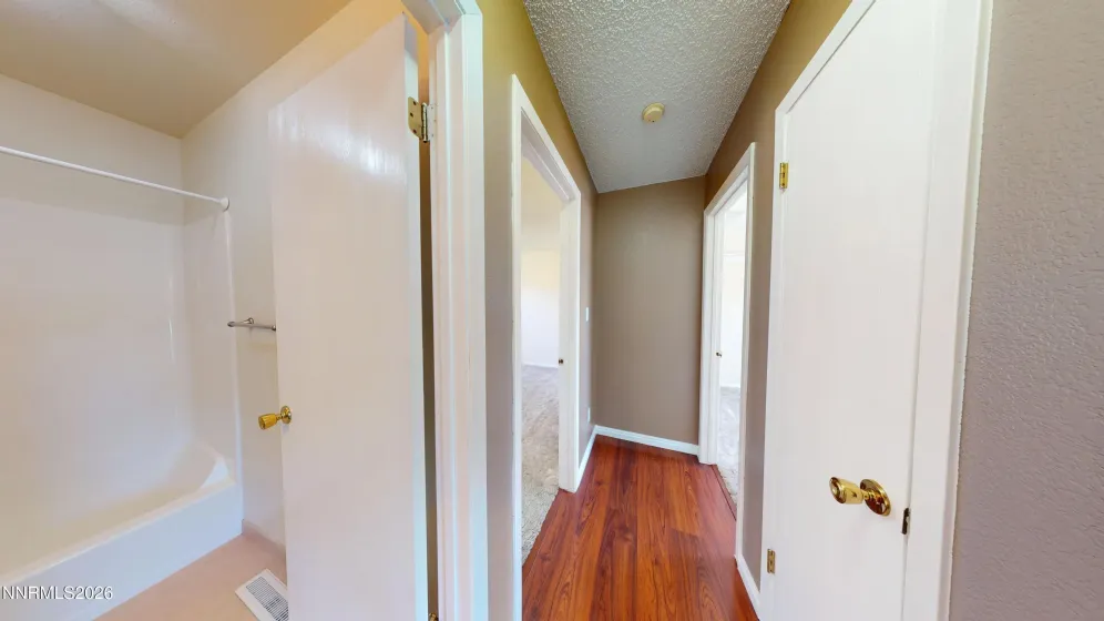 21 Twyila, Winnemucca, Nevada 89445, 3 Bedrooms Bedrooms, ,2 BathroomsBathrooms,Residential,Residential,Twyila,0,260008669