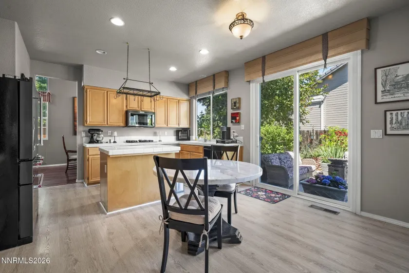 1601 Ashworth, Reno, Nevada 89521, 4 Bedrooms Bedrooms, ,3 BathroomsBathrooms,Residential,Residential,Ashworth,0,260008671