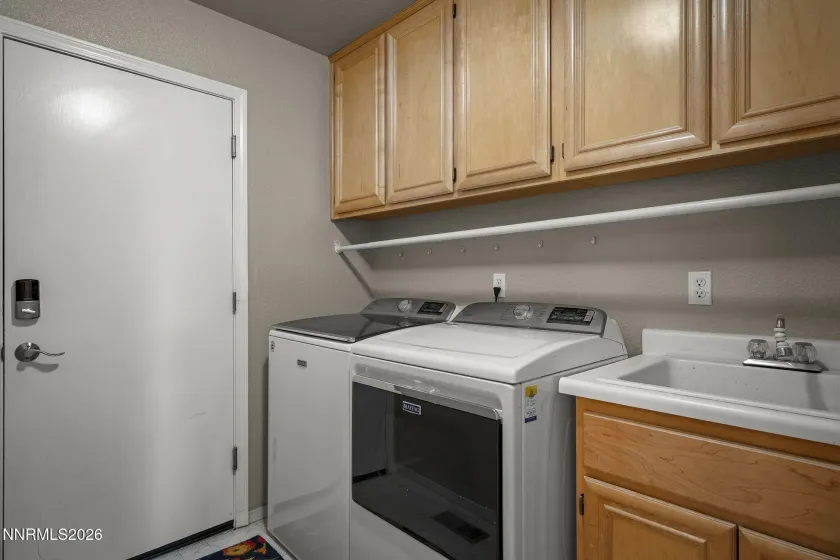 1601 Ashworth, Reno, Nevada 89521, 4 Bedrooms Bedrooms, ,3 BathroomsBathrooms,Residential,Residential,Ashworth,0,260008671
