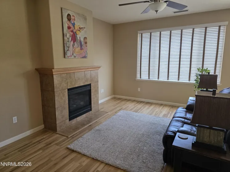 2838 Kimberlite, Sparks, Nevada 89436, 4 Bedrooms Bedrooms, ,3 BathroomsBathrooms,Residential,Residential,Kimberlite,0,260008674