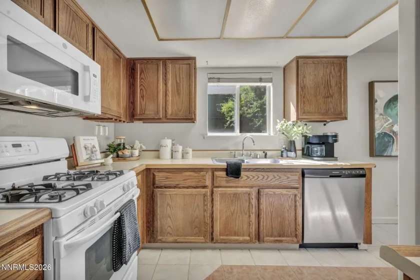 1434 Ambassador, Reno, Nevada 89523, 4 Bedrooms Bedrooms, ,3 BathroomsBathrooms,Residential,Residential,Ambassador,0,260008676