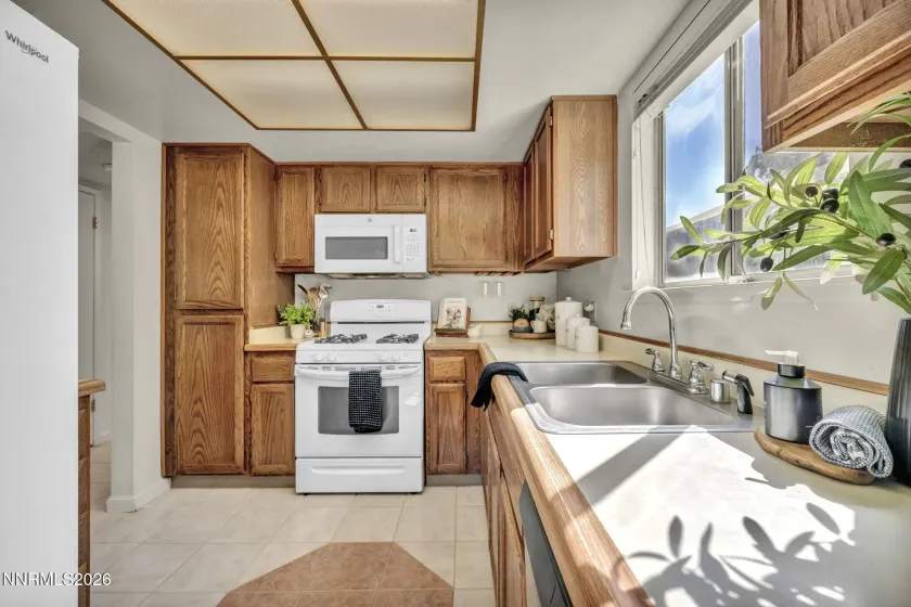 1434 Ambassador, Reno, Nevada 89523, 4 Bedrooms Bedrooms, ,3 BathroomsBathrooms,Residential,Residential,Ambassador,0,260008676
