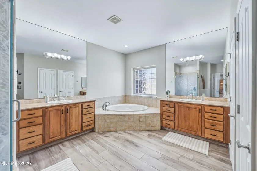 635 Valle Verde, Spanish Springs, Nevada 89441, 4 Bedrooms Bedrooms, ,3 BathroomsBathrooms,Residential,Residential,Valle Verde,0,260008677