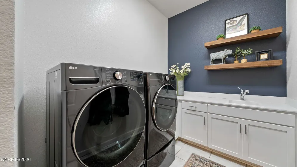 9400 Flying Horse, Reno, Nevada 89521, 5 Bedrooms Bedrooms, ,4 BathroomsBathrooms,Residential,Residential,Flying Horse,0,260008678