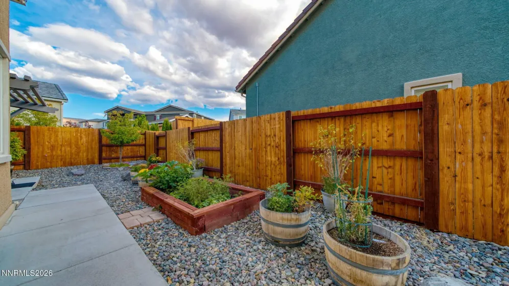 9400 Flying Horse, Reno, Nevada 89521, 5 Bedrooms Bedrooms, ,4 BathroomsBathrooms,Residential,Residential,Flying Horse,0,260008678