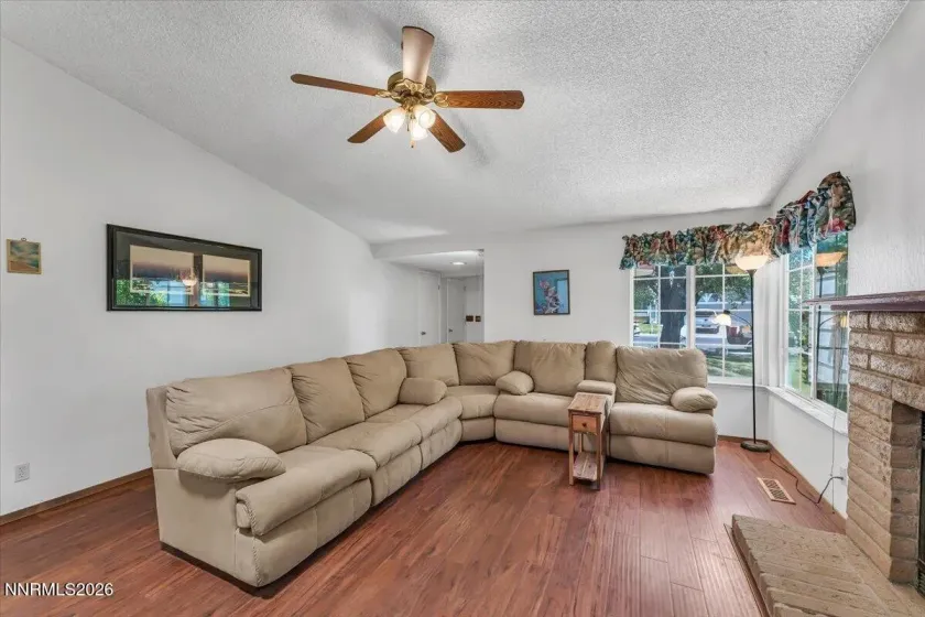 1805 Camelback, Sparks, Nevada 89434, 3 Bedrooms Bedrooms, ,2 BathroomsBathrooms,Residential,Residential,Camelback,0,260008679