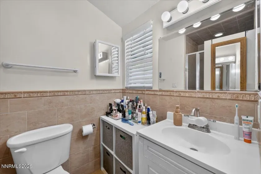 1090 Kings, Reno, Nevada 89503, 4 Bedrooms Bedrooms, ,3 BathroomsBathrooms,Residential,Residential,Kings,0,260008682