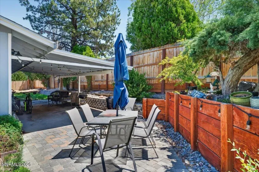 1090 Kings, Reno, Nevada 89503, 4 Bedrooms Bedrooms, ,3 BathroomsBathrooms,Residential,Residential,Kings,0,260008682
