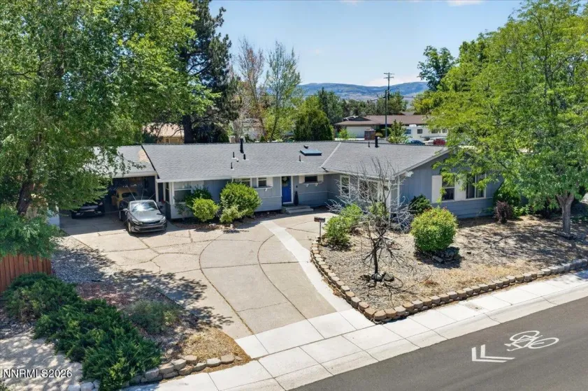 1090 Kings, Reno, Nevada 89503, 4 Bedrooms Bedrooms, ,3 BathroomsBathrooms,Residential,Residential,Kings,0,260008682