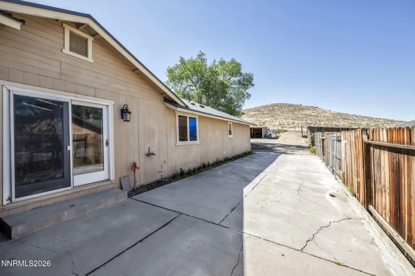 1251 Satellite, Sparks, Nevada 89436, 4 Bedrooms Bedrooms, ,2 BathroomsBathrooms,Residential,Residential,Satellite,0,260008687
