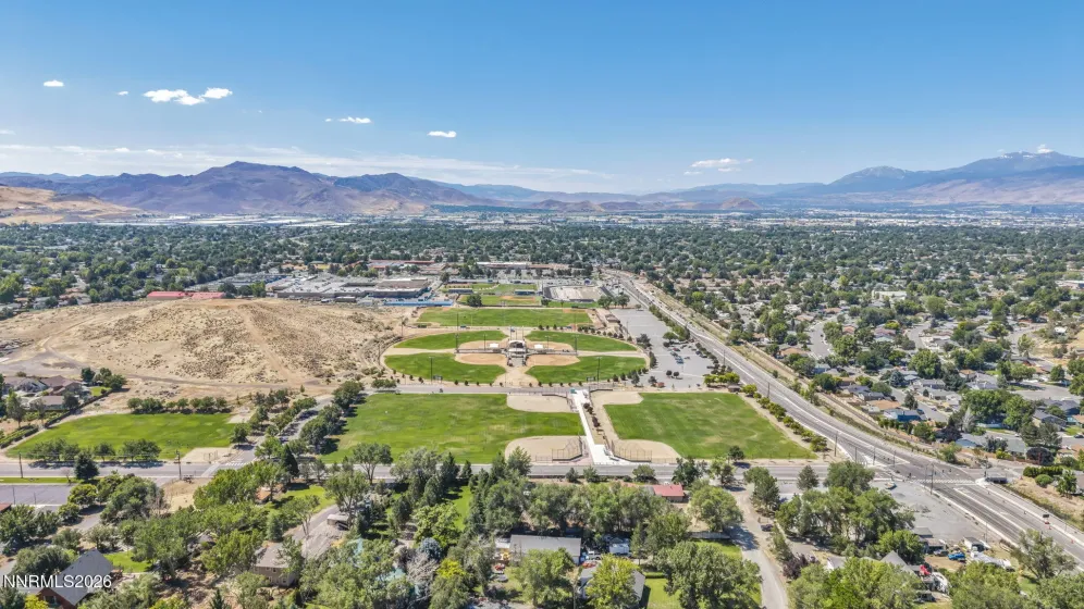 1251 Satellite, Sparks, Nevada 89436, 4 Bedrooms Bedrooms, ,2 BathroomsBathrooms,Residential,Residential,Satellite,0,260008687