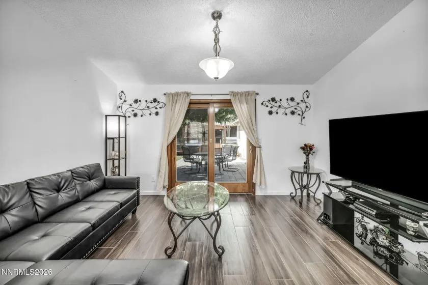 1251 Satellite, Sparks, Nevada 89436, 4 Bedrooms Bedrooms, ,2 BathroomsBathrooms,Residential,Residential,Satellite,0,260008687