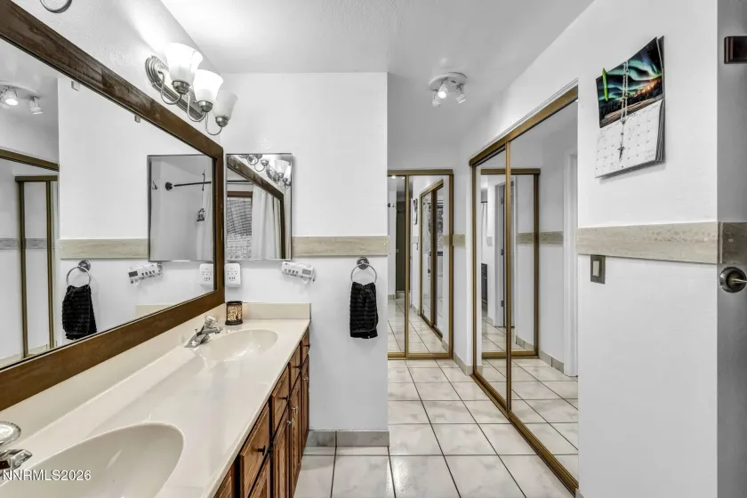 1251 Satellite, Sparks, Nevada 89436, 4 Bedrooms Bedrooms, ,2 BathroomsBathrooms,Residential,Residential,Satellite,0,260008687