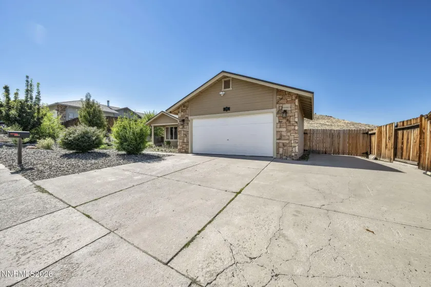 1251 Satellite, Sparks, Nevada 89436, 4 Bedrooms Bedrooms, ,2 BathroomsBathrooms,Residential,Residential,Satellite,0,260008687