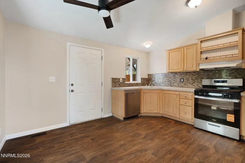 615 Ruby Creek, Reno, Nevada 89506, 3 Bedrooms Bedrooms, ,2 BathroomsBathrooms,Residential,Residential,Ruby Creek,0,260008691