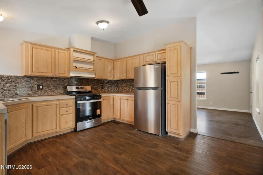 615 Ruby Creek, Reno, Nevada 89506, 3 Bedrooms Bedrooms, ,2 BathroomsBathrooms,Residential,Residential,Ruby Creek,0,260008691
