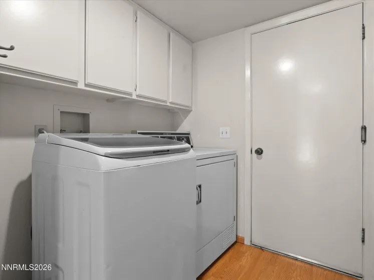 3395 Thornhill, Reno, Nevada 89509, 4 Bedrooms Bedrooms, ,3 BathroomsBathrooms,Residential,Residential,Thornhill,0,260008692