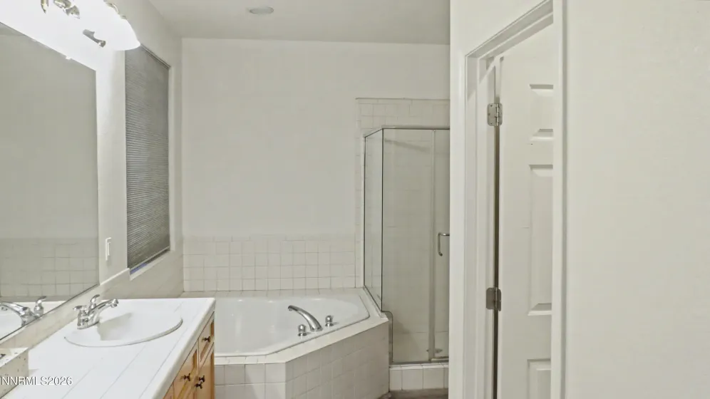 1755 Ornellaia, Reno, Nevada 89521, 3 Bedrooms Bedrooms, ,2 BathroomsBathrooms,Residential,Residential,Ornellaia,0,260008693