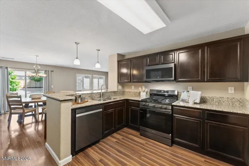 11380 Verazae, Reno, Nevada 89521, 4 Bedrooms Bedrooms, ,3 BathroomsBathrooms,Residential,Residential,Verazae,0,260008696