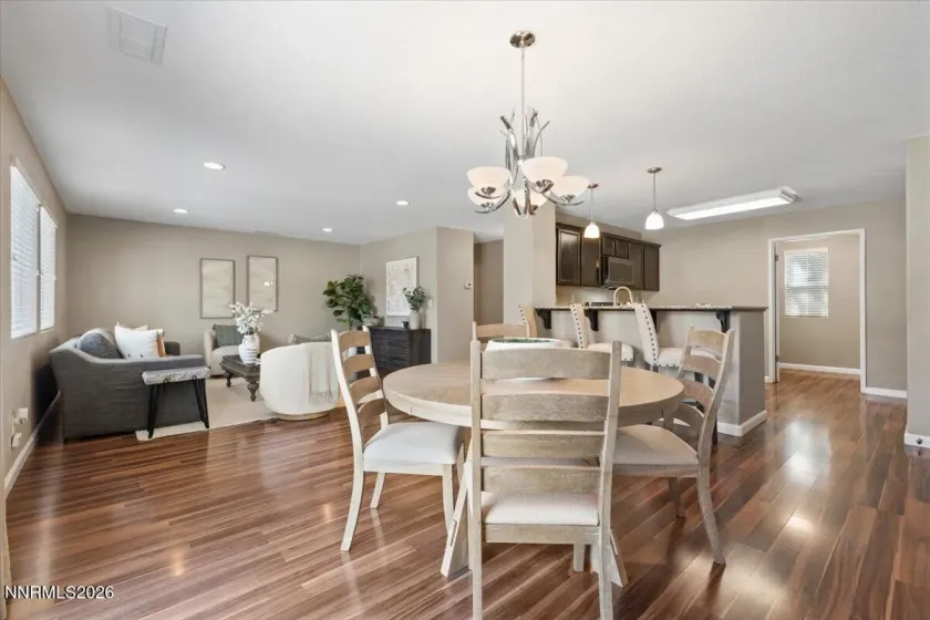 11380 Verazae, Reno, Nevada 89521, 4 Bedrooms Bedrooms, ,3 BathroomsBathrooms,Residential,Residential,Verazae,0,260008696
