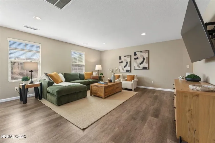 11380 Verazae, Reno, Nevada 89521, 4 Bedrooms Bedrooms, ,3 BathroomsBathrooms,Residential,Residential,Verazae,0,260008696