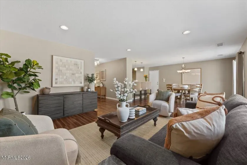 11380 Verazae, Reno, Nevada 89521, 4 Bedrooms Bedrooms, ,3 BathroomsBathrooms,Residential,Residential,Verazae,0,260008696
