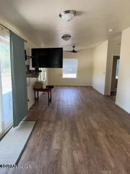 2195 Old River, Fallon, Nevada 89406, 3 Bedrooms Bedrooms, ,2 BathroomsBathrooms,Residential,Residential,Old River,0,260008701