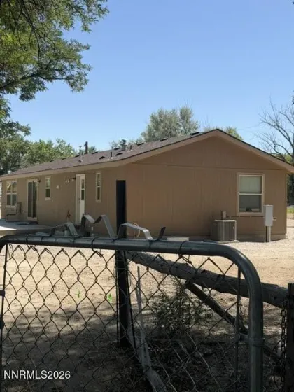 2195 Old River, Fallon, Nevada 89406, 3 Bedrooms Bedrooms, ,2 BathroomsBathrooms,Residential,Residential,Old River,0,260008701
