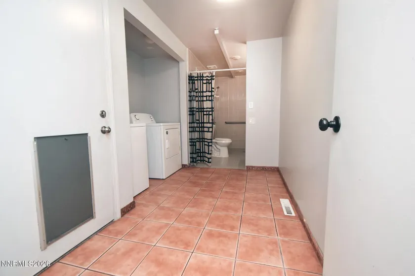 1496 Heather, Sparks, Nevada 89434, 4 Bedrooms Bedrooms, ,3 BathroomsBathrooms,Residential,Residential,Heather,0,260008703