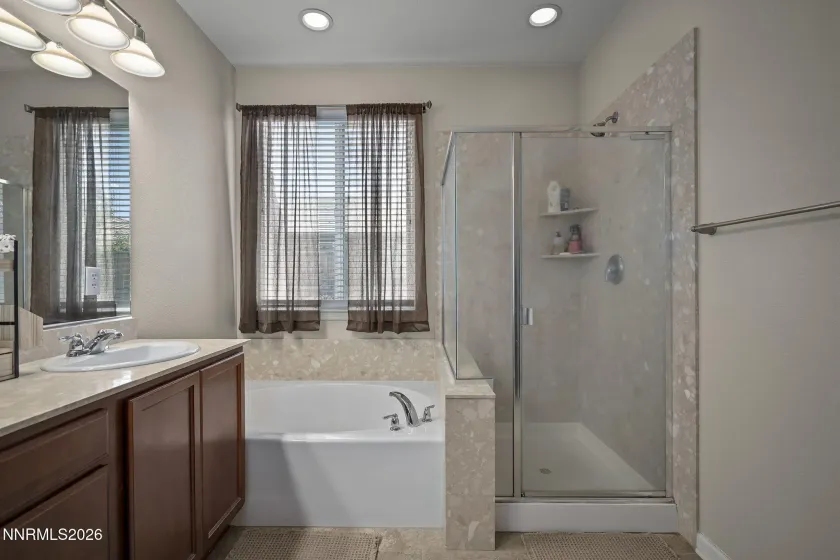 10725 Clear Vista, Reno, Nevada 89521, 4 Bedrooms Bedrooms, ,2 BathroomsBathrooms,Residential,Residential,Clear Vista,0,260008706