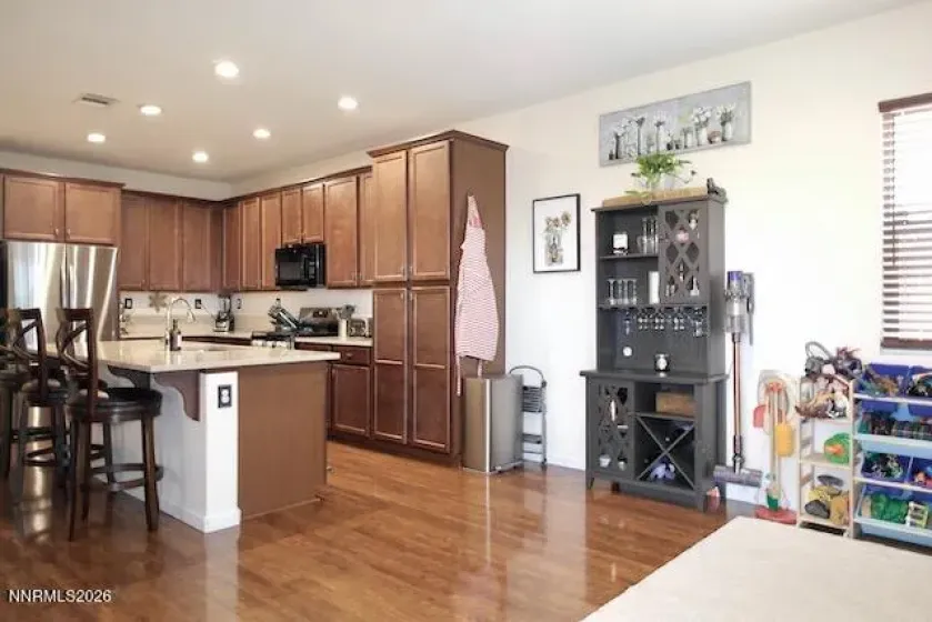 14330 Fredonia, Reno, Nevada 89506, 3 Bedrooms Bedrooms, ,3 BathroomsBathrooms,Residential,Residential,Fredonia,0,260008708