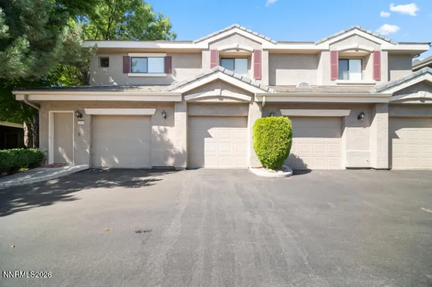 900 South Meadows, Reno, Nevada 89521, 2 Bedrooms Bedrooms, ,2 BathroomsBathrooms,Residential,Residential,South Meadows,0,260008710