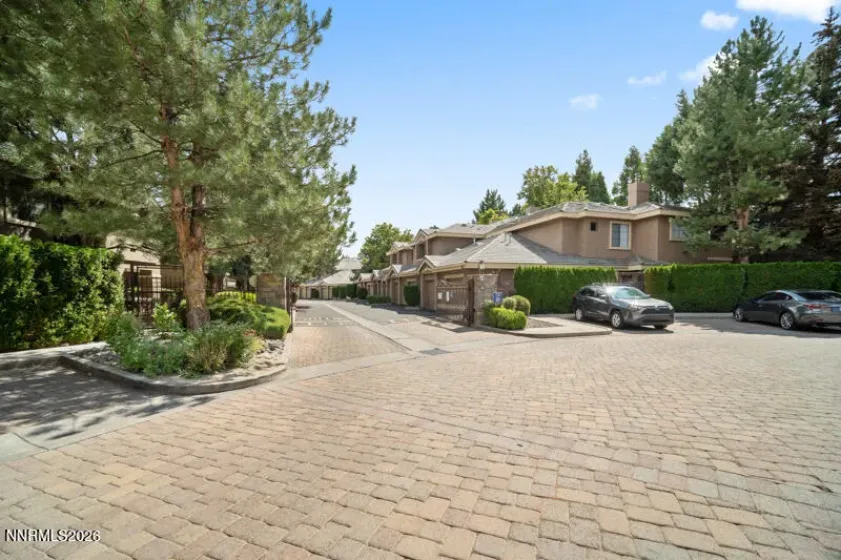 900 South Meadows, Reno, Nevada 89521, 2 Bedrooms Bedrooms, ,2 BathroomsBathrooms,Residential,Residential,South Meadows,0,260008710