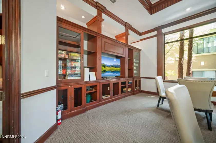 900 South Meadows, Reno, Nevada 89521, 2 Bedrooms Bedrooms, ,2 BathroomsBathrooms,Residential,Residential,South Meadows,0,260008710