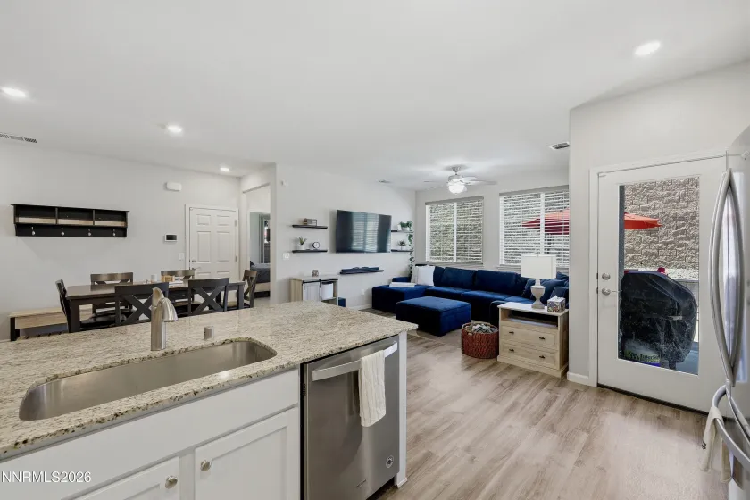 14103 Glowing Amber, Reno, Nevada 89511, 3 Bedrooms Bedrooms, ,2 BathroomsBathrooms,Residential,Residential,Glowing Amber,0,260008712