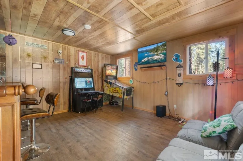190 Meadow Lane, Stateline, Nevada 89449, 3 Bedrooms Bedrooms, ,2 BathroomsBathrooms,Residential,Residential,Meadow Lane,0,250002198