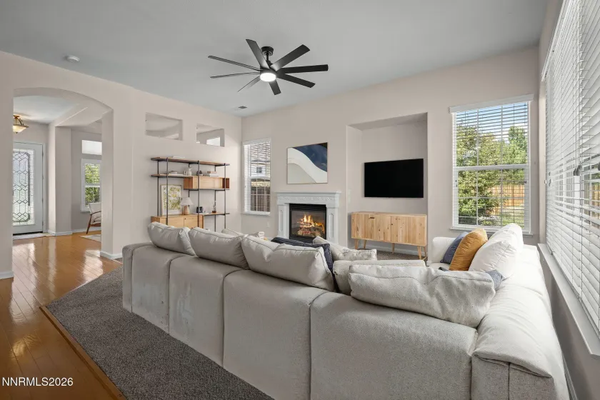 3783 Big Dipper, Sparks, Nevada 89436, 3 Bedrooms Bedrooms, ,2 BathroomsBathrooms,Residential,Residential,Big Dipper,0,260008717
