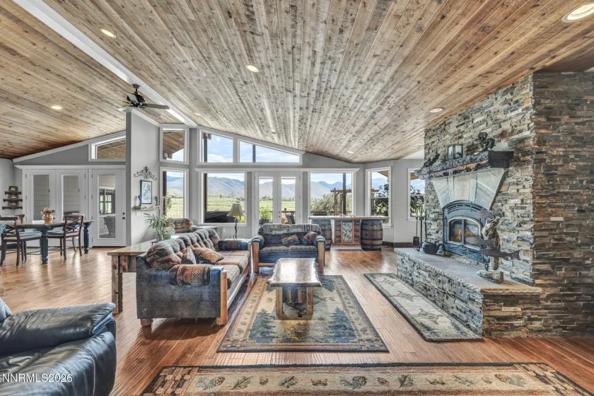 1980 Larson, Coleville, California 96107, 3 Bedrooms Bedrooms, ,4 BathroomsBathrooms,Residential,Residential,Larson,0,260008719
